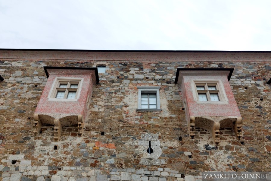 Ozdobne wykusze zamku w Lublanie 