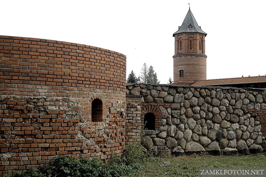 Kamienne mury zamku w Tykocinie