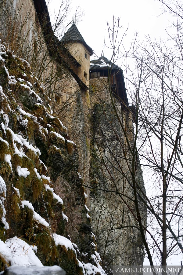 Skała na której wzniesiono zamek Orawski