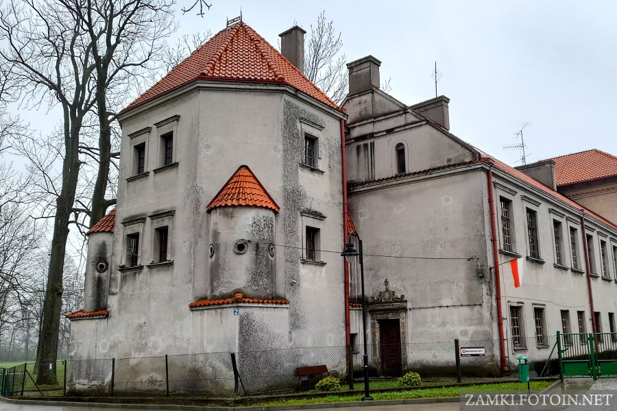 Północna baszta zamku Bykowskich