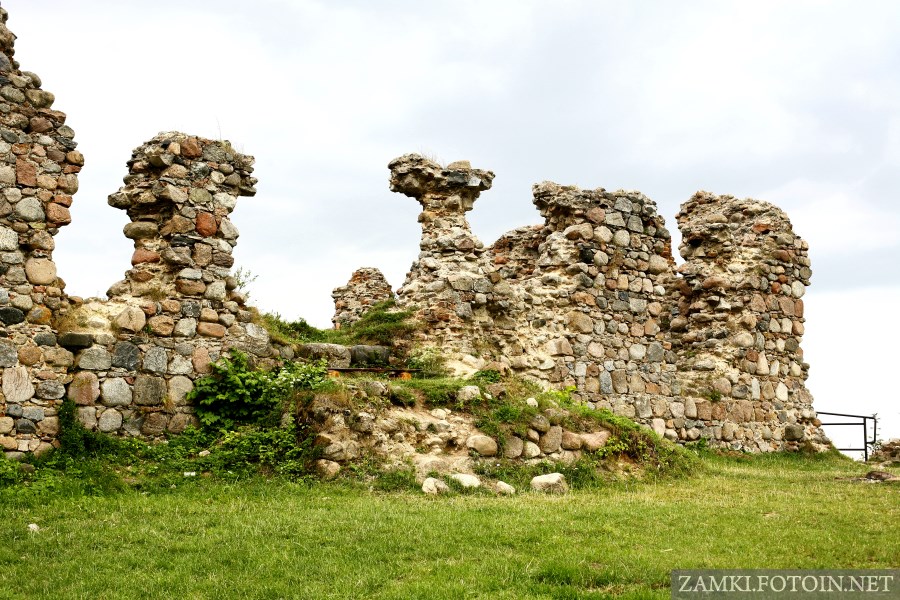 Ruiny zamku w Kurzętniku