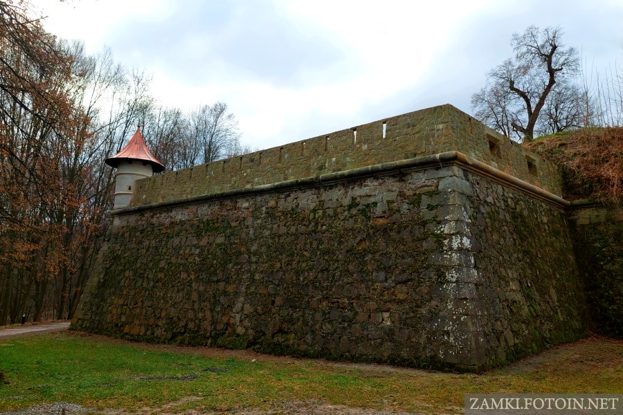 Fortyfikacje bastionowe zamku w Wiśniczu