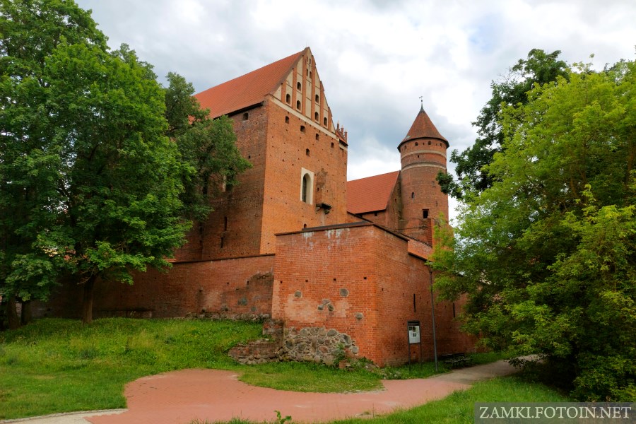 Mury zamku w Olsztynie